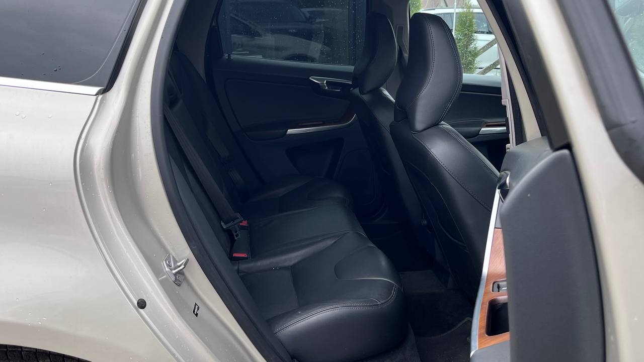 VOLVO XC60 T5 INSCRIPTION 2016