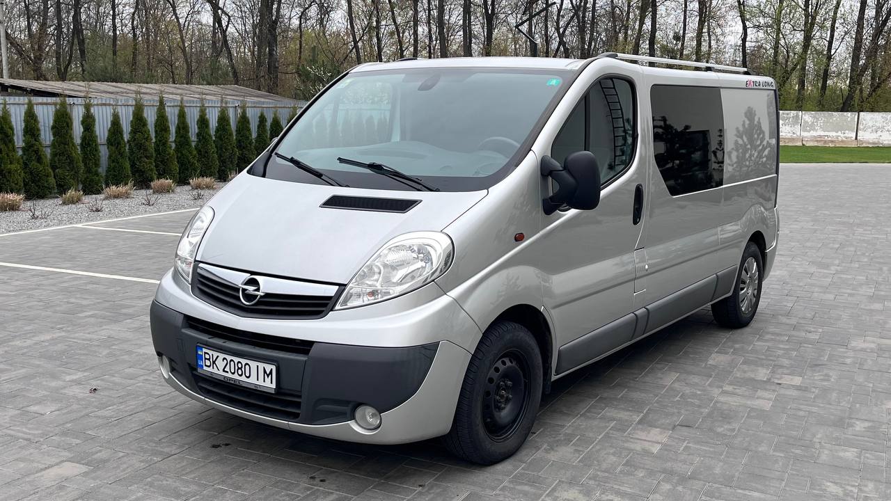 OPEL VIVARO 2014