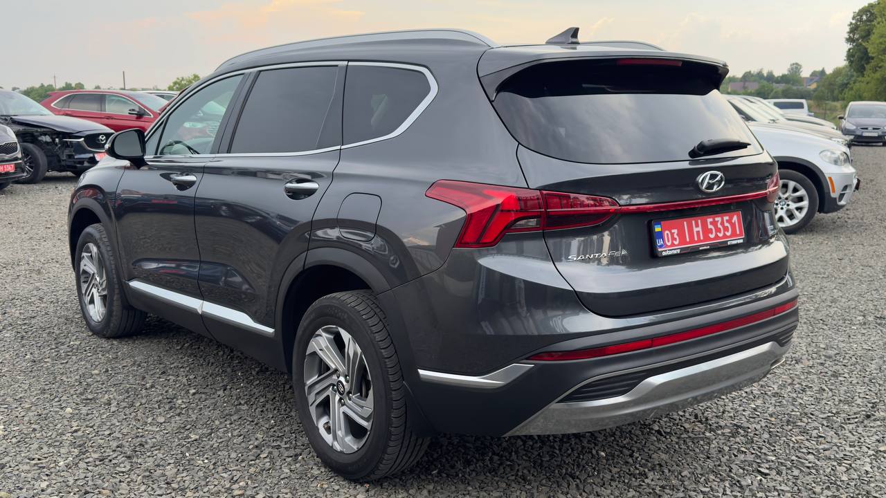 HYUNDAI SANTA FE SEL 2022