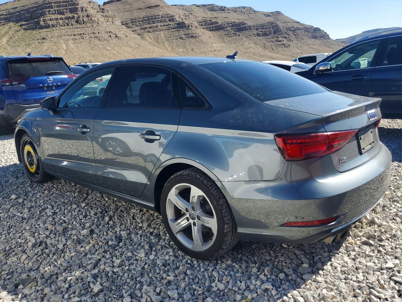 AUDI A3 PREMIUM 2017
