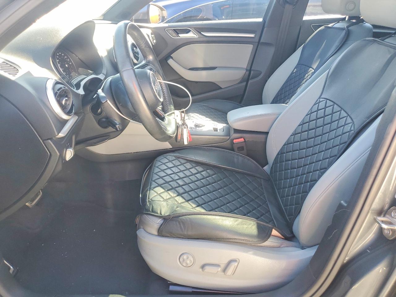 AUDI A3 PREMIUM 2017