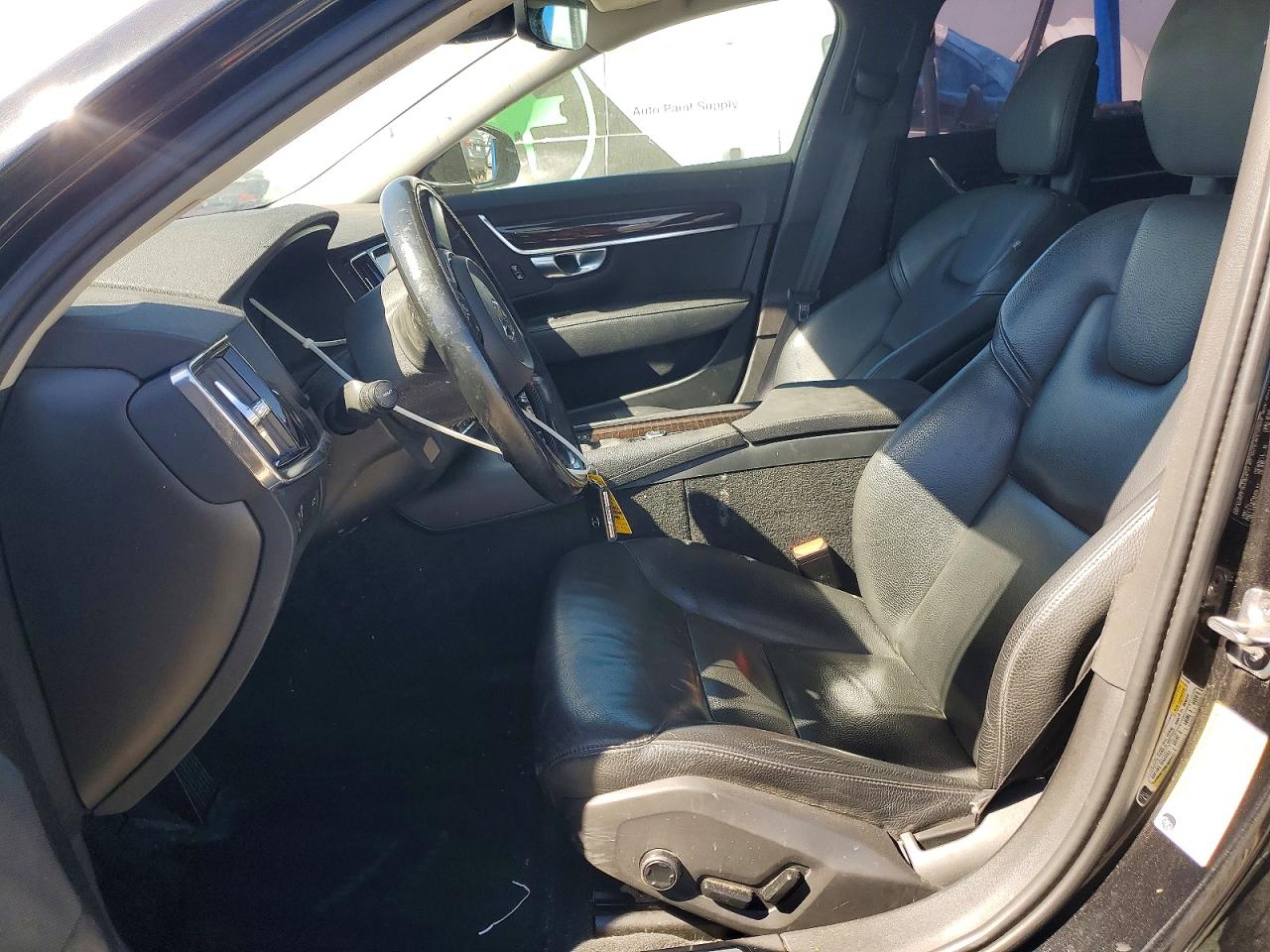 VOLVO S90 T5 MOMENTUM 2017