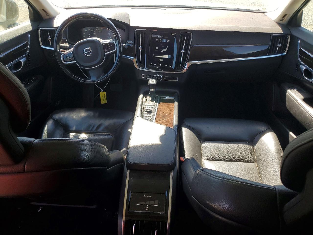 VOLVO S90 T5 MOMENTUM 2017