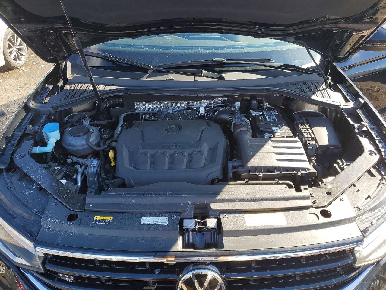 VOLKSWAGEN TIGUAN SE R-LINE BLACK 2023