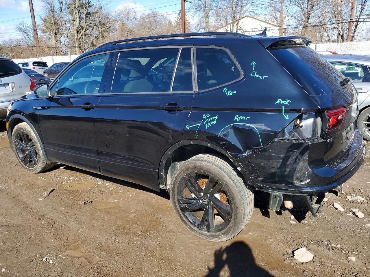 VOLKSWAGEN TIGUAN SE R-LINE BLACK 2023