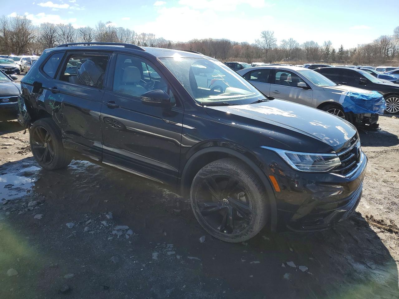 VOLKSWAGEN TIGUAN SE R-LINE BLACK 2023