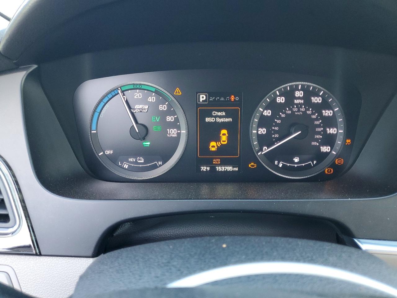 HYUNDAI SONATA PLUG-IN HYBRID LIMITED 2015