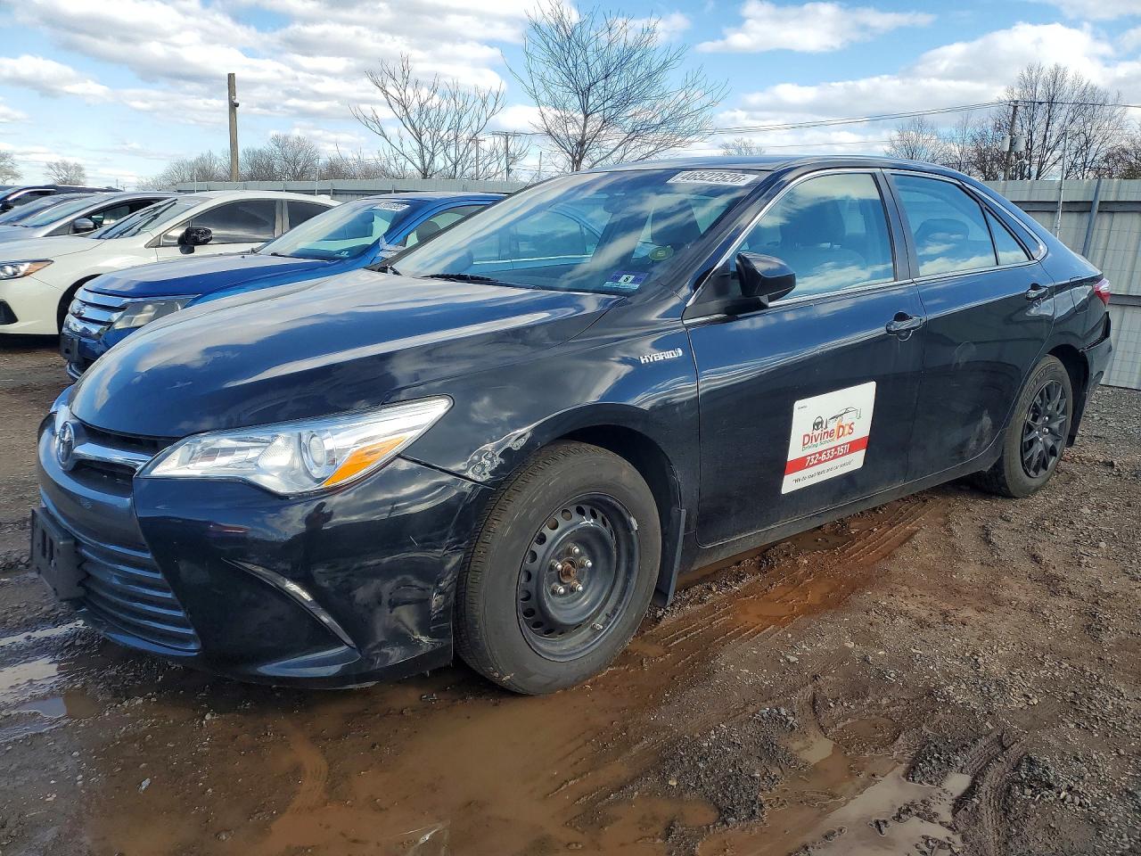 TOYOTA CAMRY HYBRID LE 2016