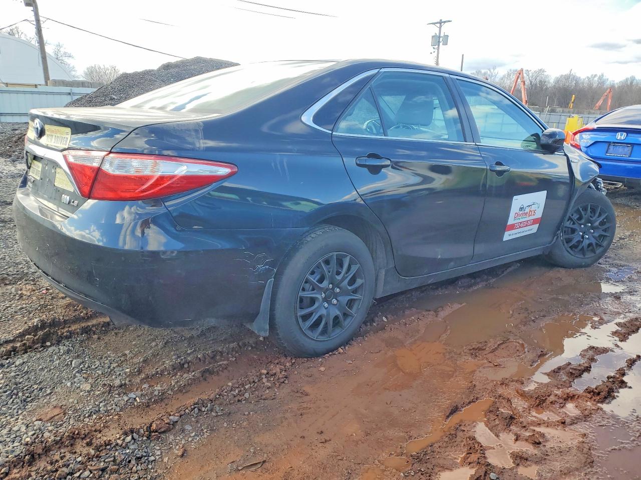TOYOTA CAMRY HYBRID LE 2016