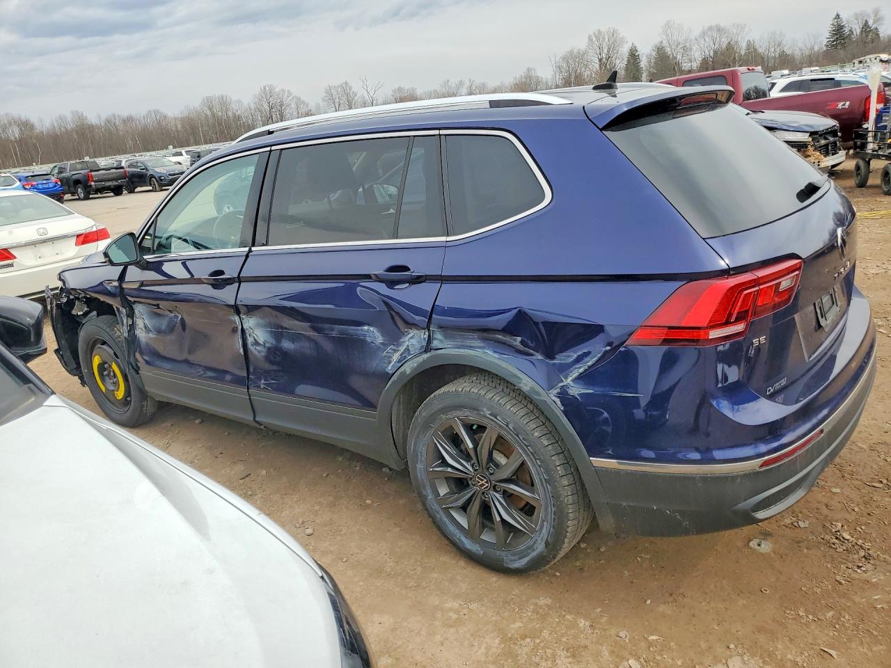 VOLKSWAGEN TIGUAN SE 2021