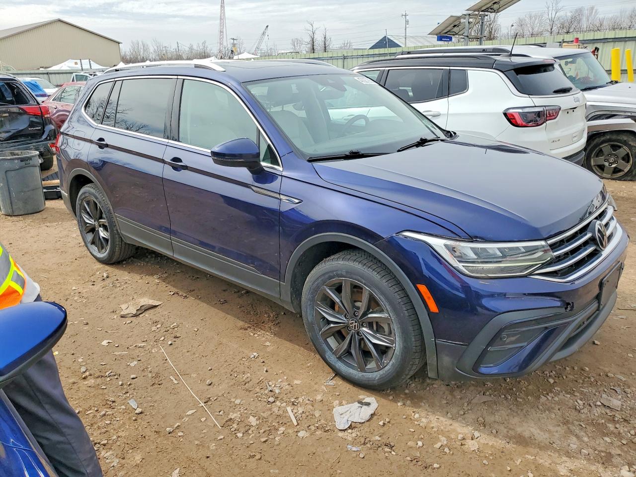 VOLKSWAGEN TIGUAN SE 2021
