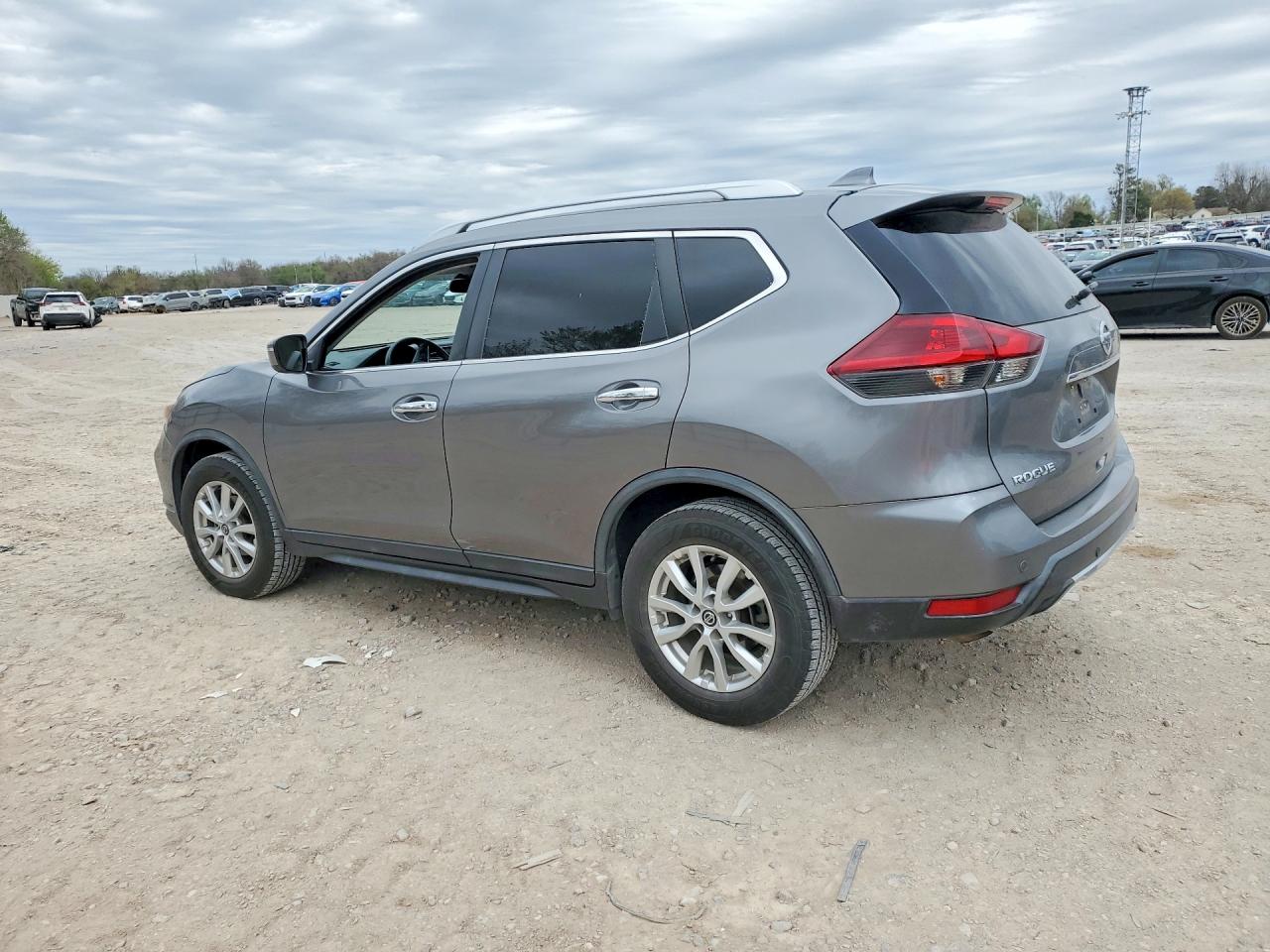 NISSAN ROGUE SV 2019