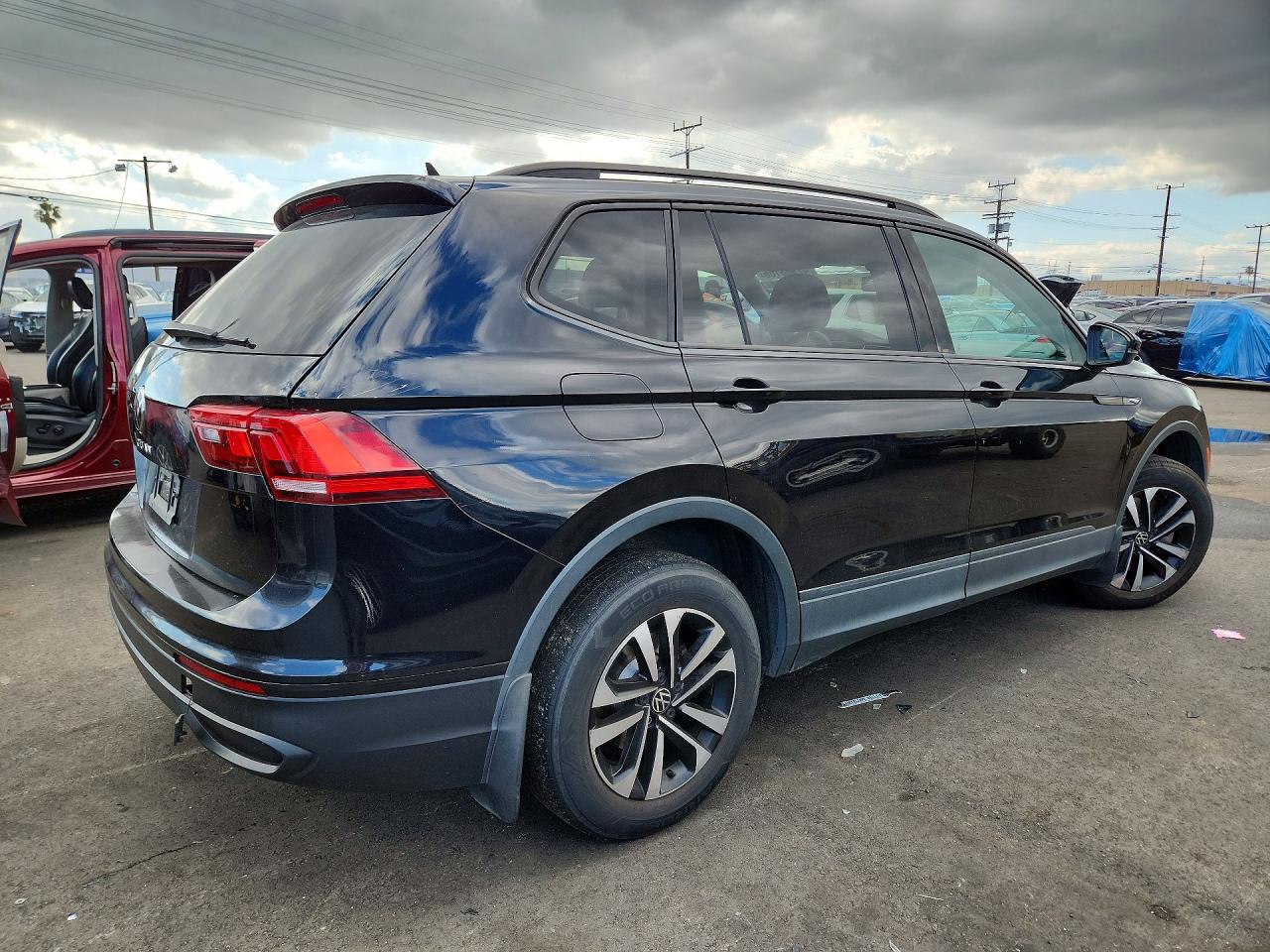 VOLKSWAGEN TIGUAN S 2021