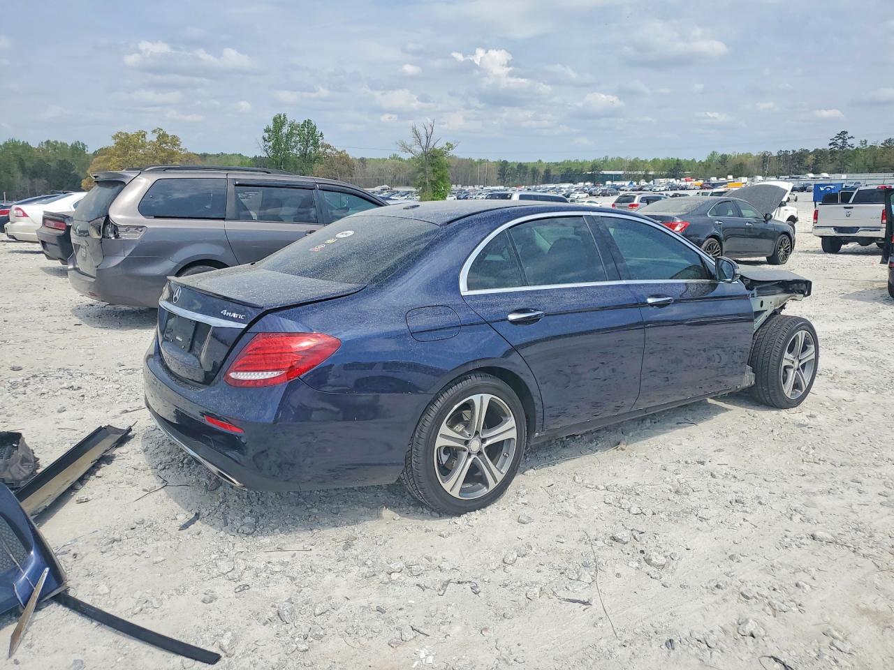 MERCEDES-BENZ E 300 4MATIC 2016