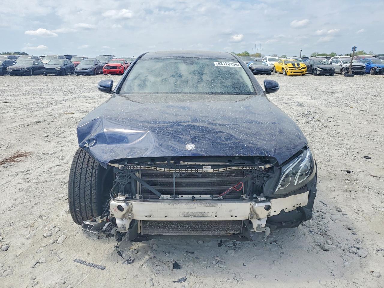 MERCEDES-BENZ E 300 4MATIC 2016