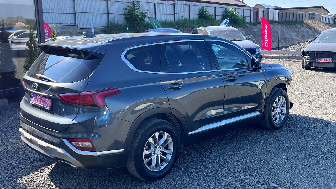 HYUNDAI SANTA FE SEL 2019
