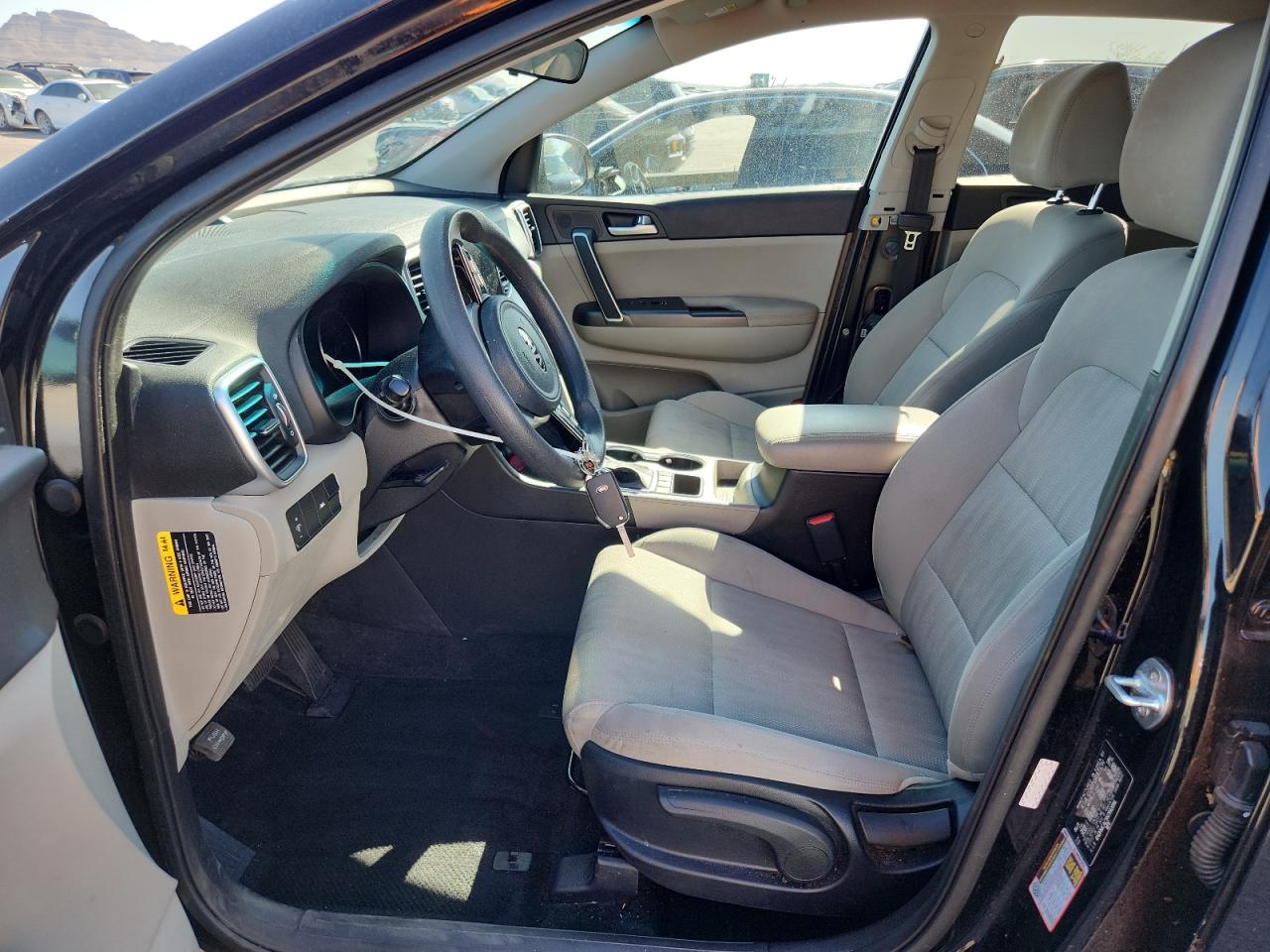 KIA SPORTAGE LX 2021