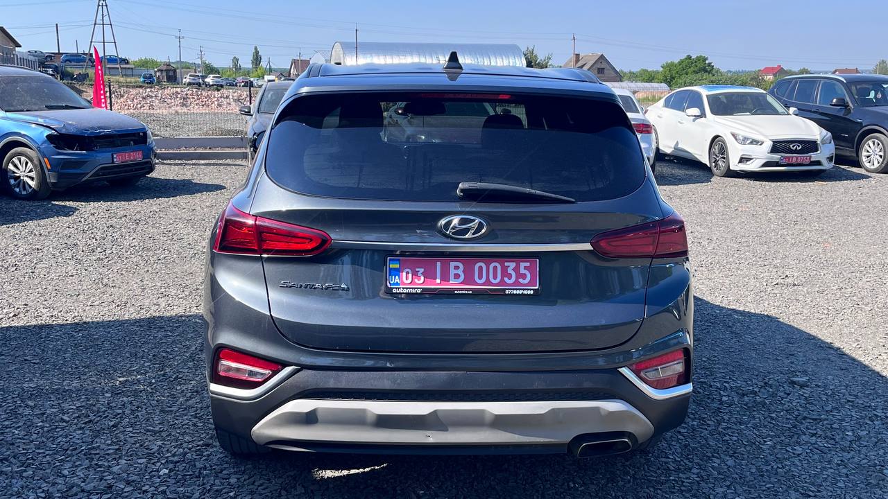 HYUNDAI SANTA FE SEL 2019