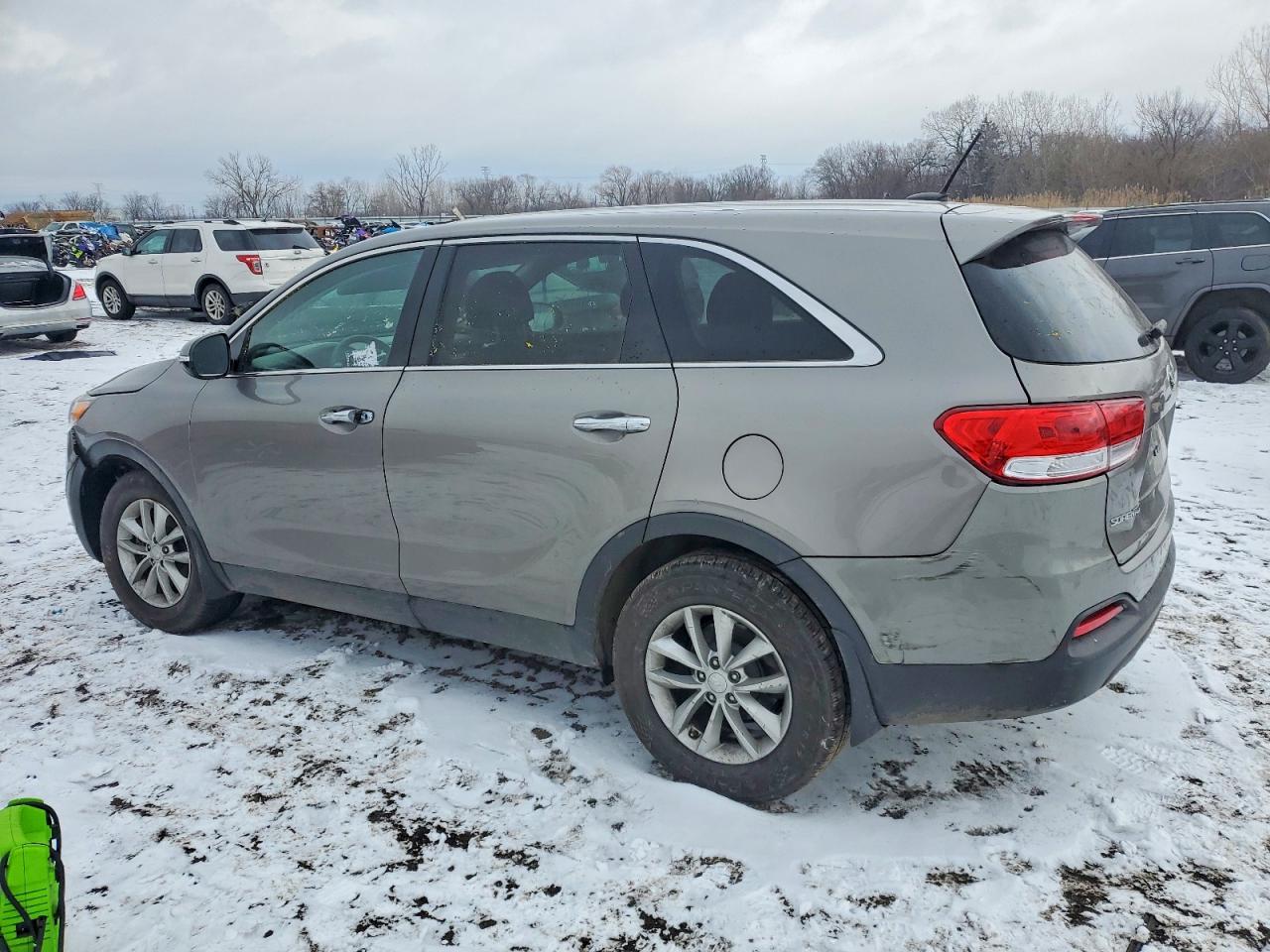 KIA SORENTO LX 2017