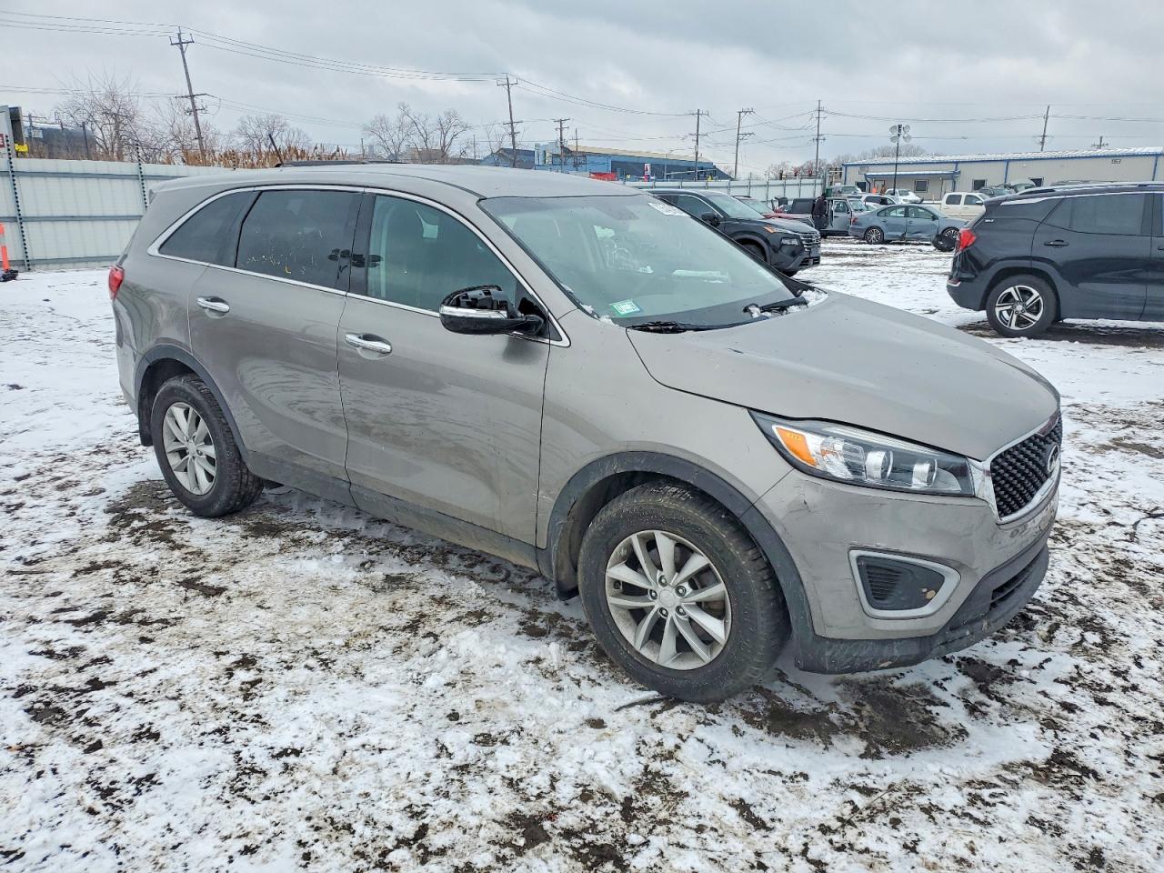 KIA SORENTO LX 2017