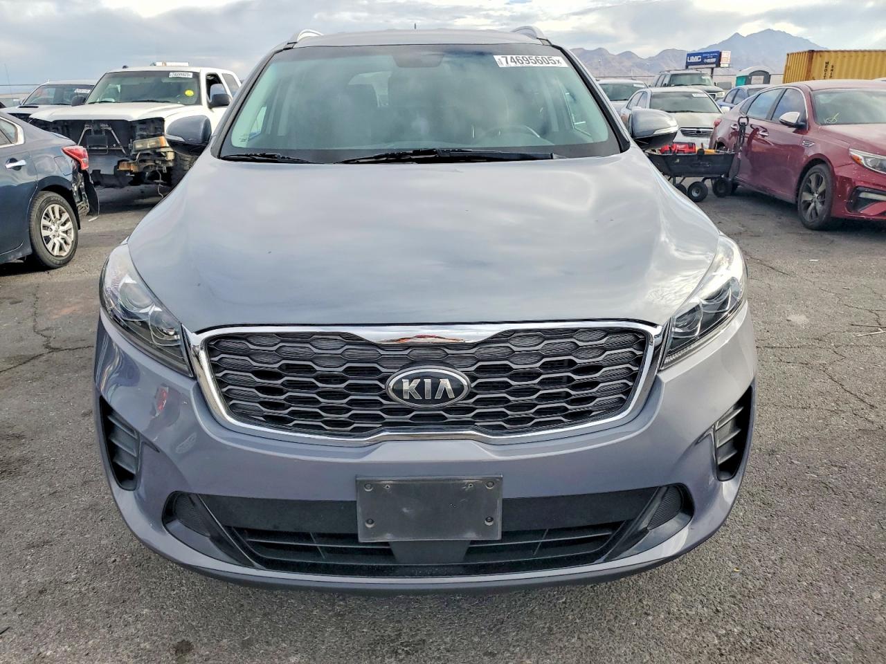 KIA SORENTO LX 2019