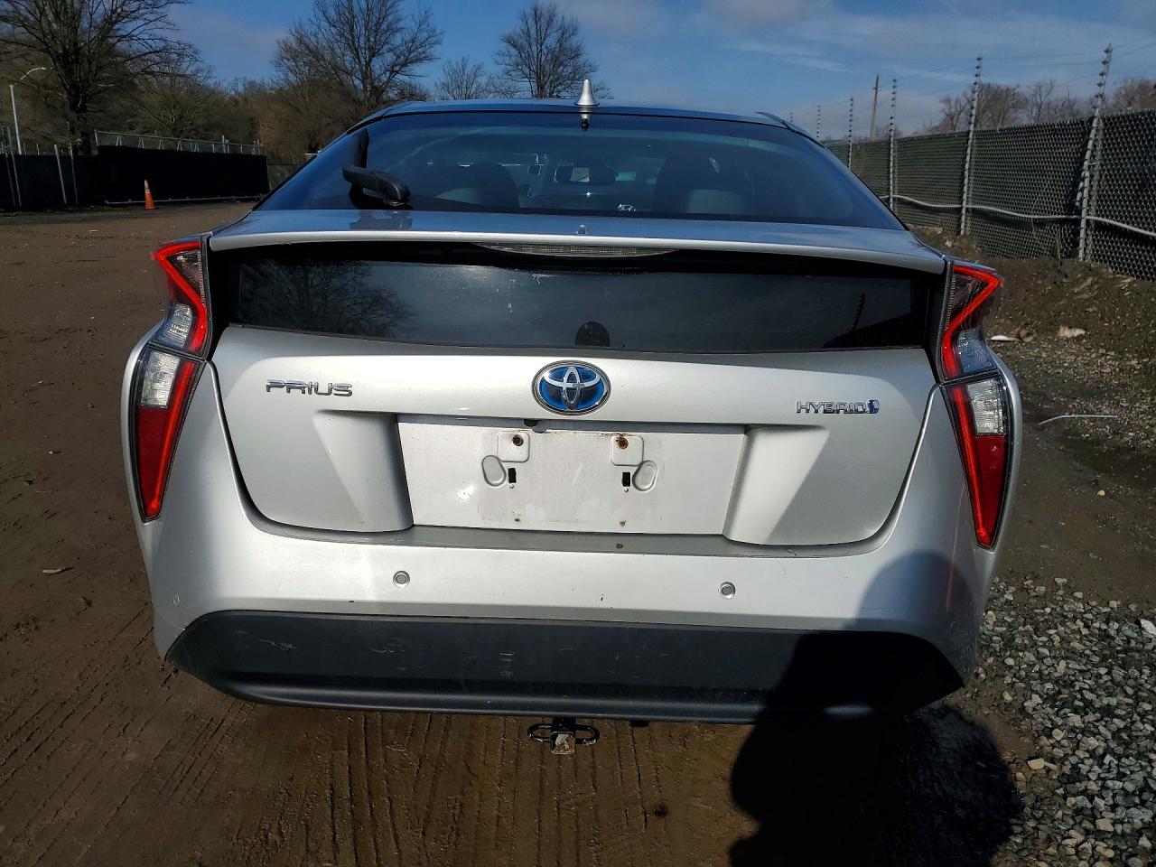 TOYOTA PRIUS FOUR 2018
