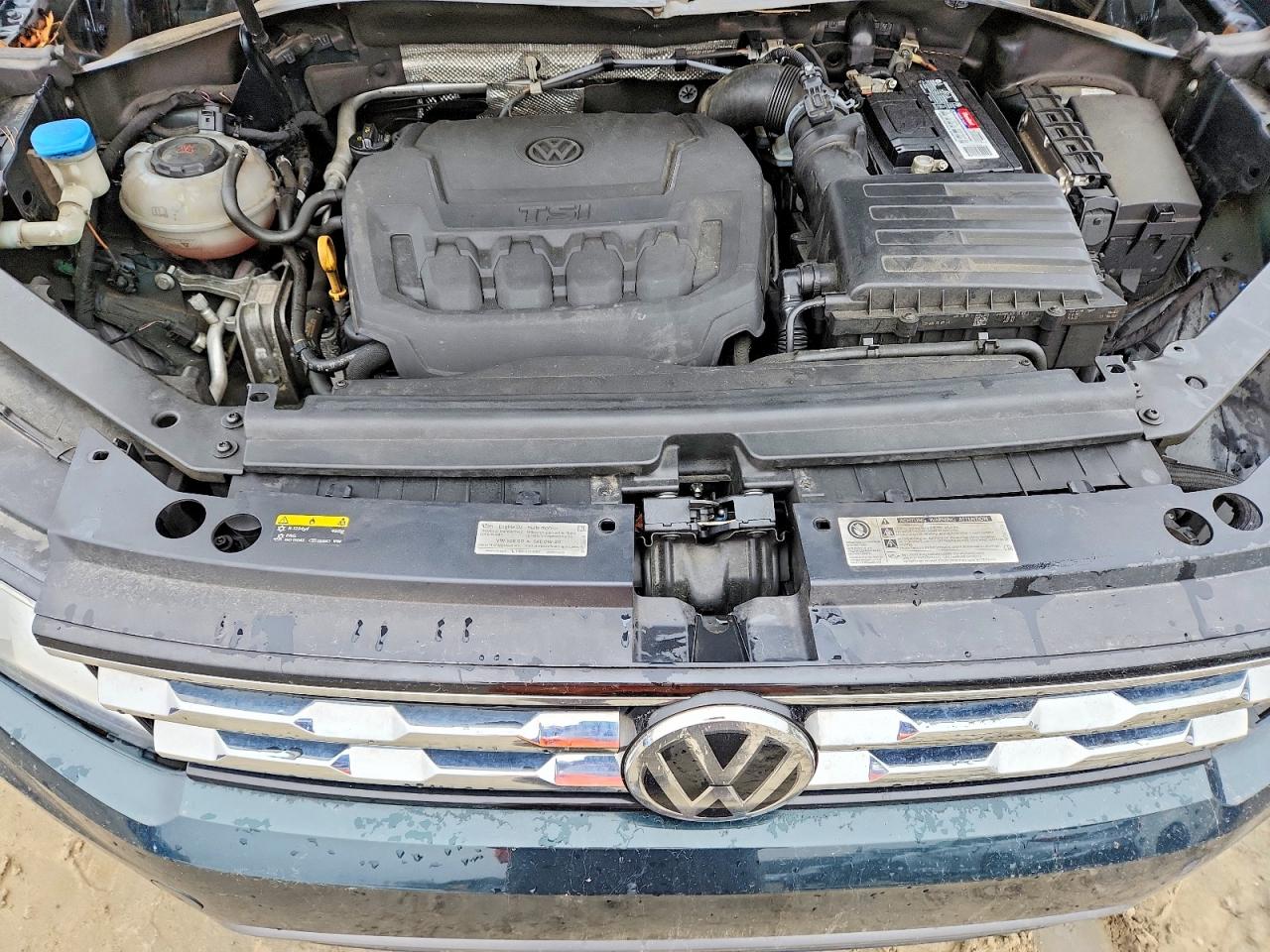 VOLKSWAGEN TIGUAN SE 2017