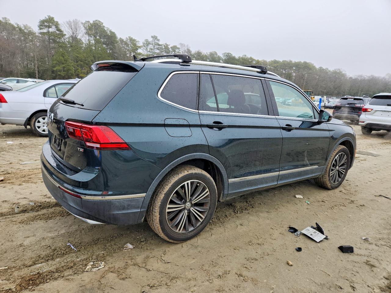 VOLKSWAGEN TIGUAN SE 2017