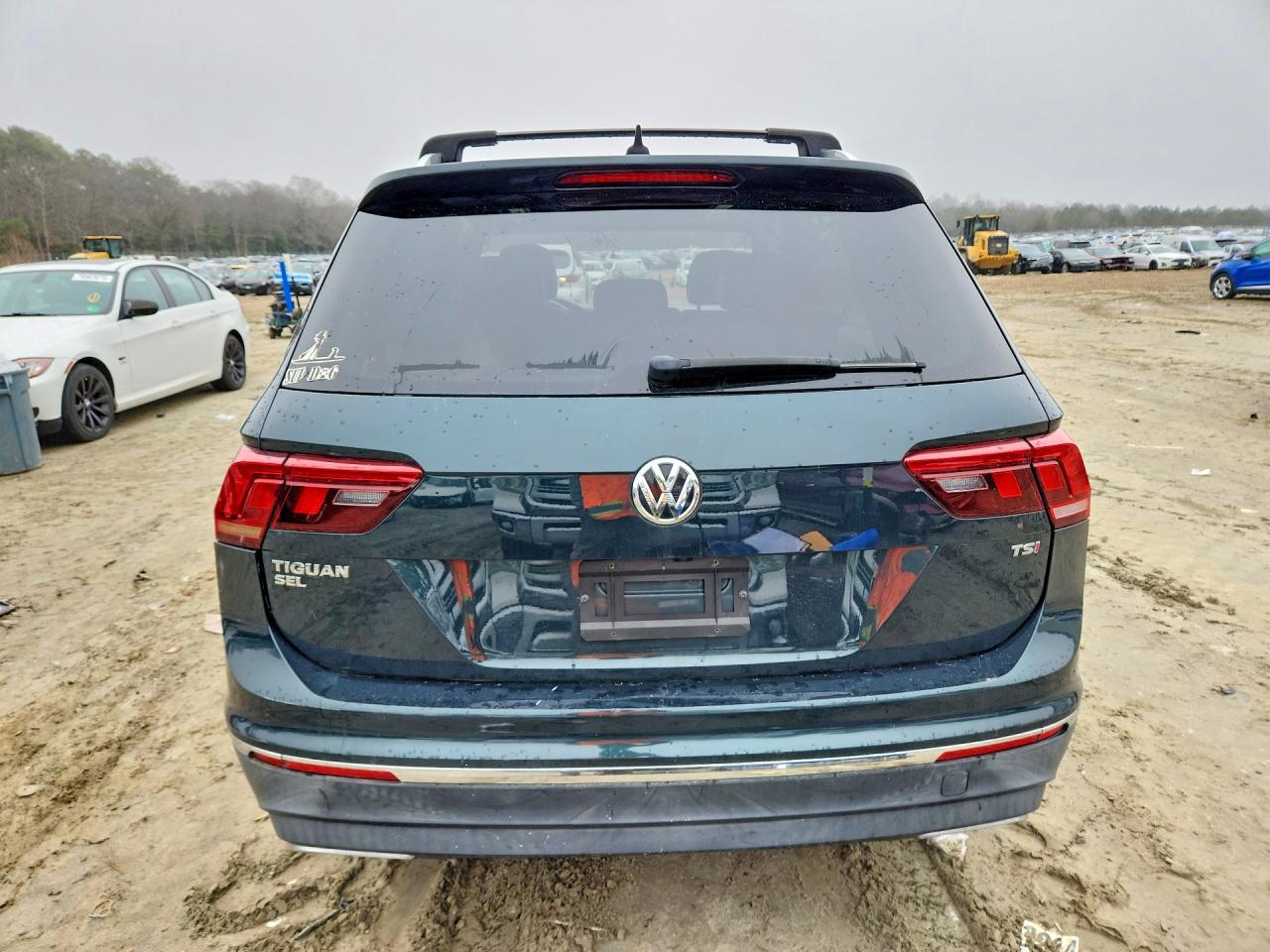 VOLKSWAGEN TIGUAN SE 2017
