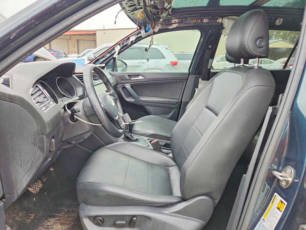 VOLKSWAGEN TIGUAN SE 2017