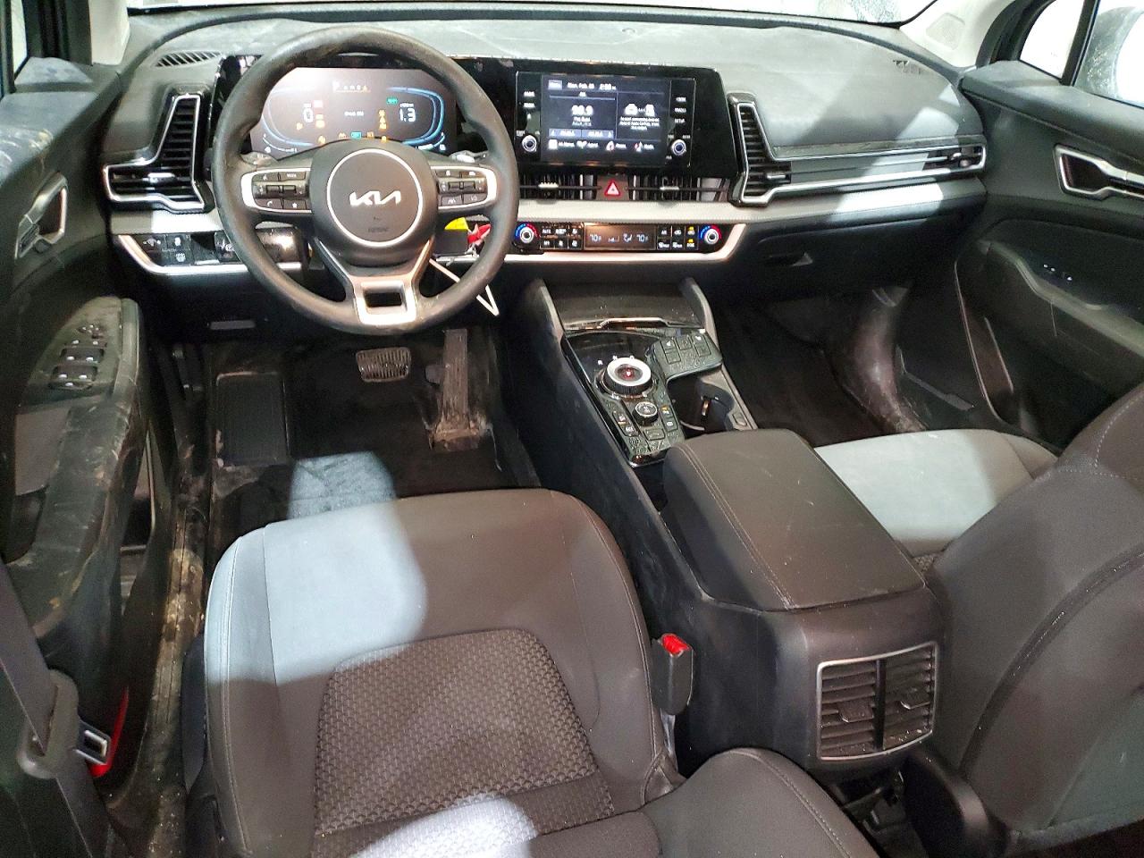 KIA SPORTAGE LX 2023