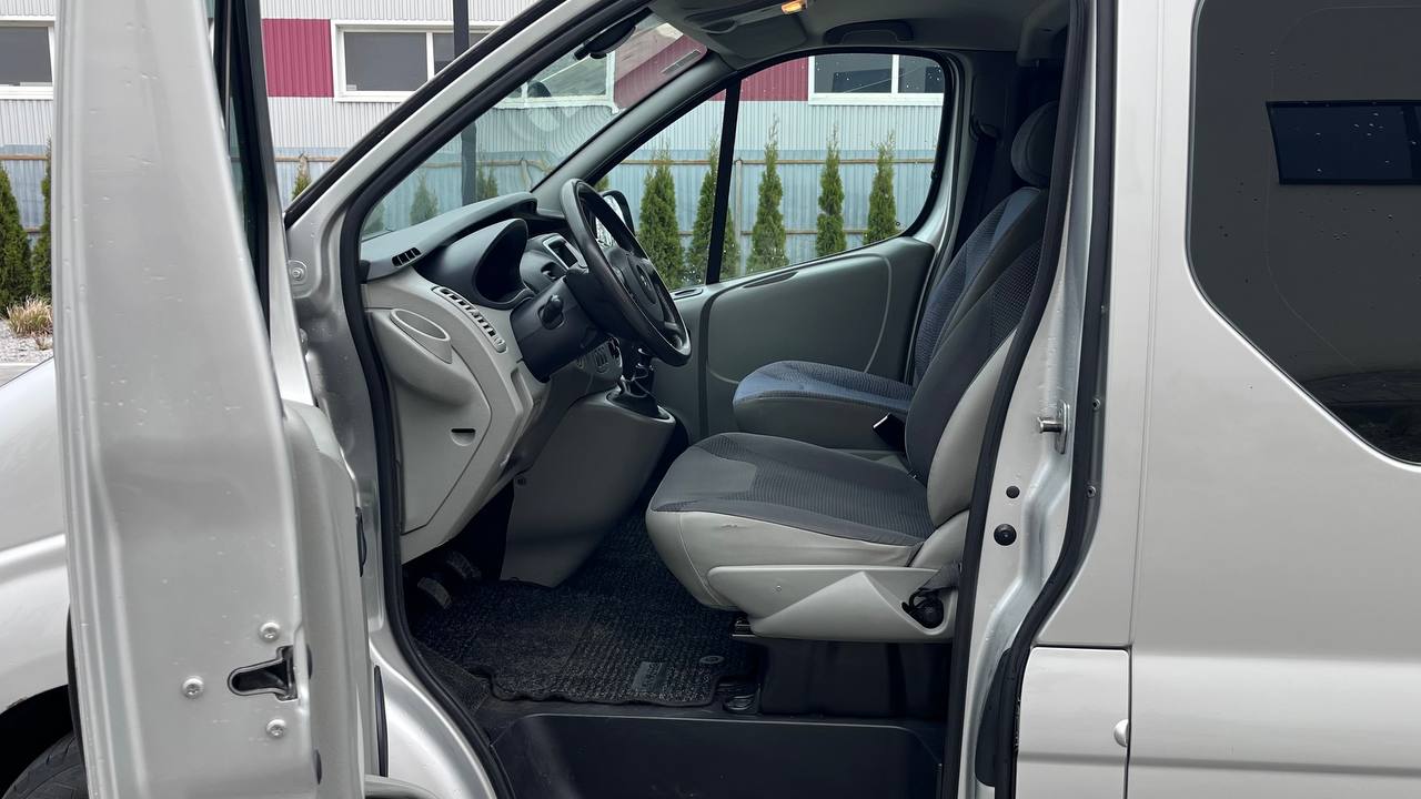 OPEL VIVARO 2014