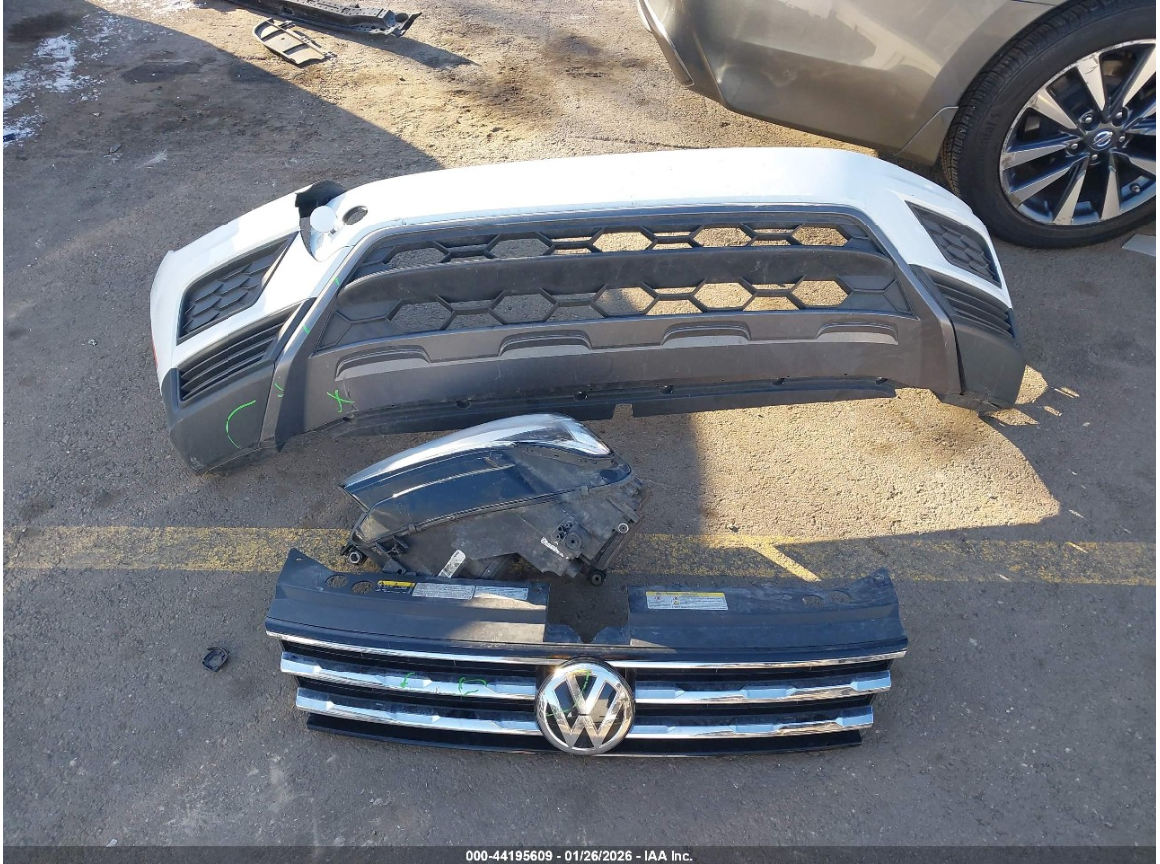 VOLKSWAGEN TIGUAN S 2021