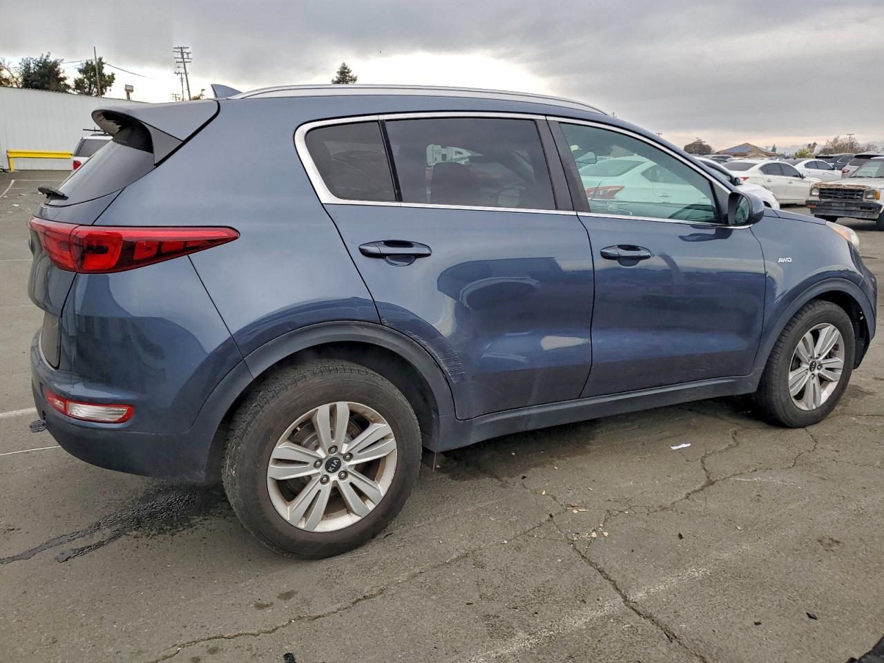 KIA SPORTAGE LX 2017