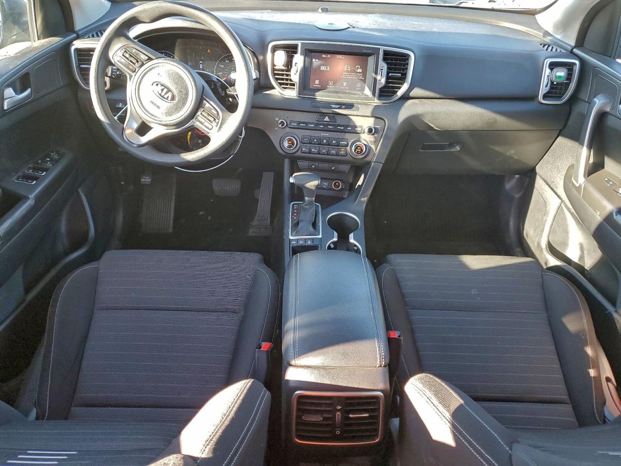 KIA SPORTAGE LX 2017