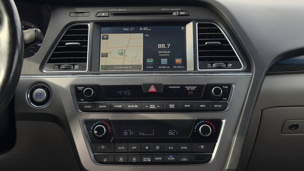 HYUNDAI SONATA PLUG-IN HYBRID LIMITED 2015