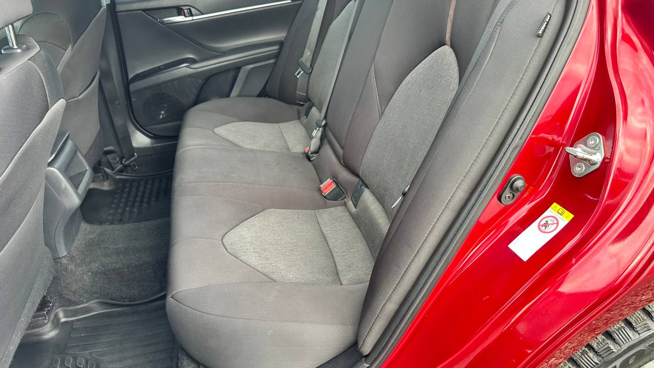 TOYOTA CAMRY LE 2018