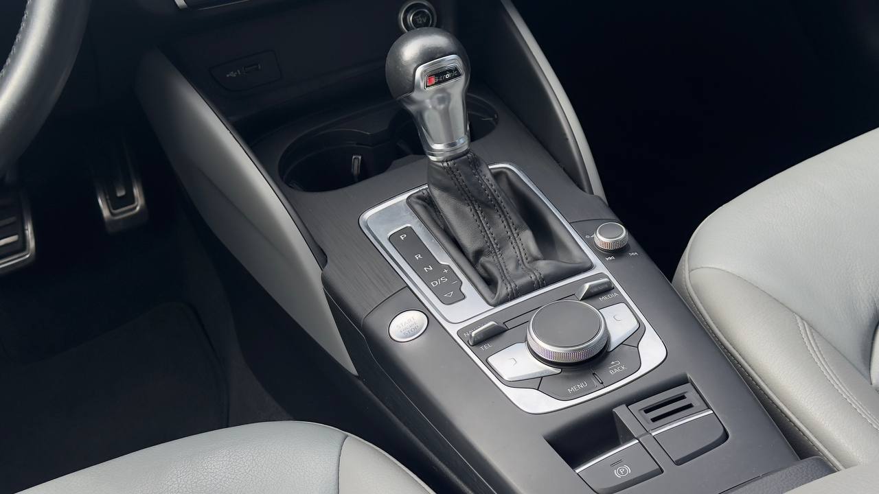 AUDI A3 PREMIUM 2017