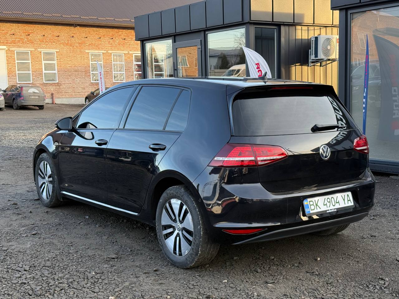 VOLKSWAGEN E-golf 2015