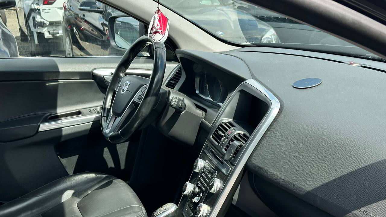 VOLVO XC60 T5 PREMIER 2015