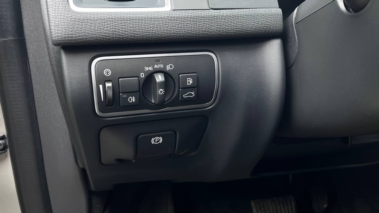 VOLVO XC60 T5 INSCRIPTION 2016