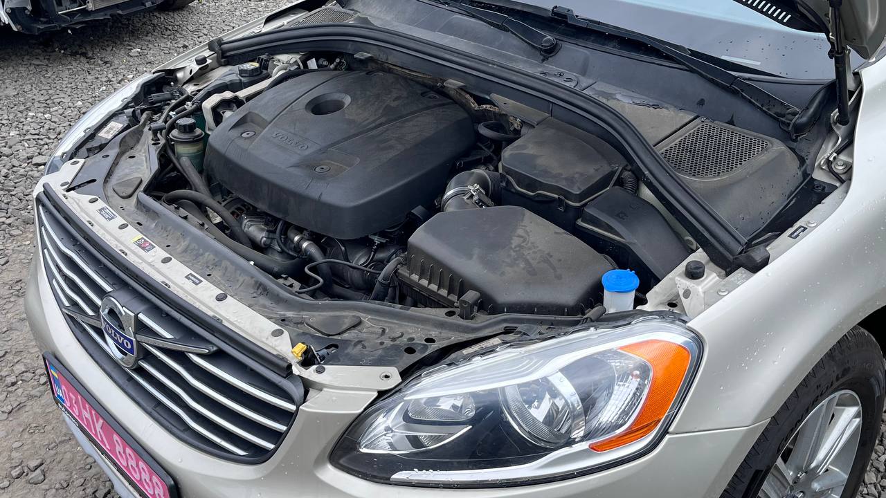 VOLVO XC60 T5 INSCRIPTION 2016