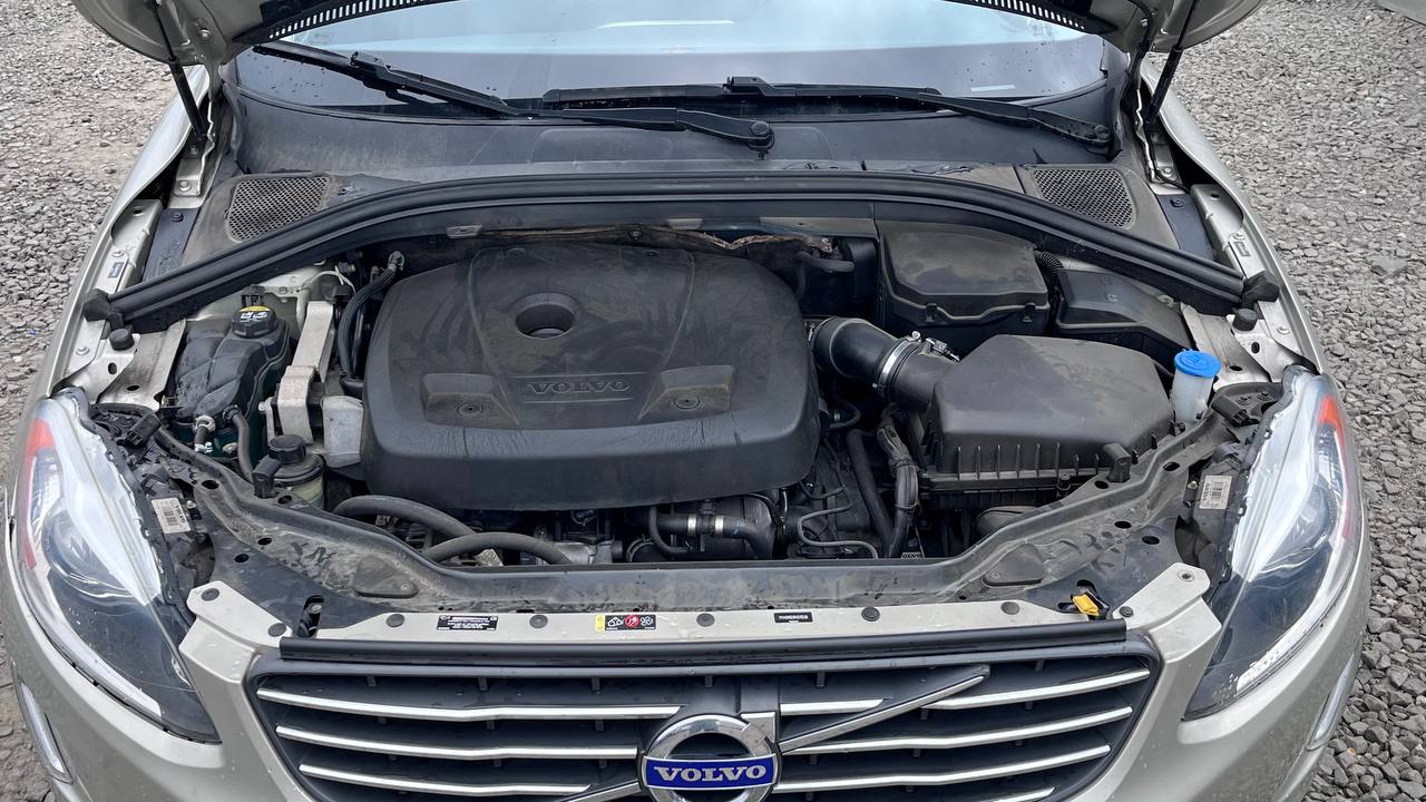 VOLVO XC60 T5 INSCRIPTION 2016