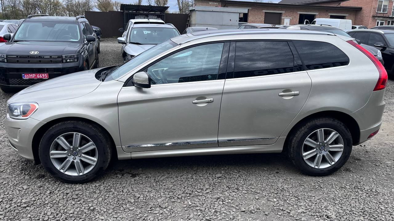 VOLVO XC60 T5 INSCRIPTION 2016