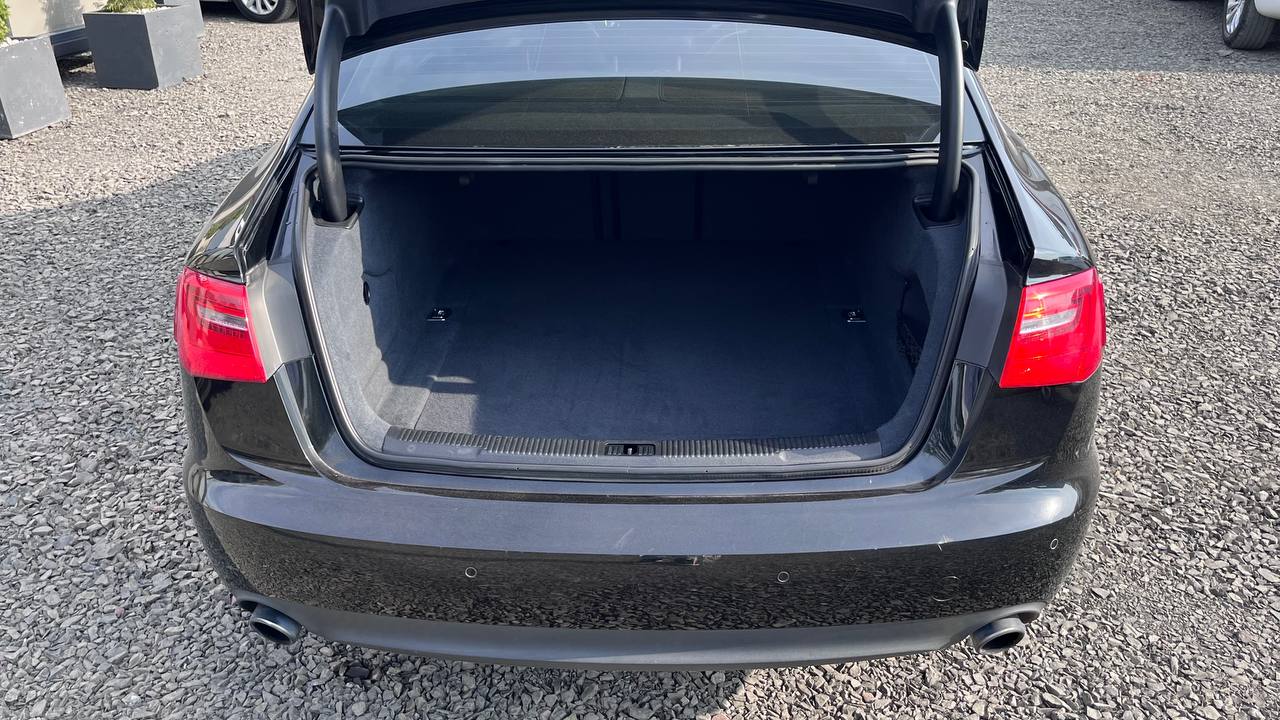 AUDI A6 PREMIUM PLUS 2012