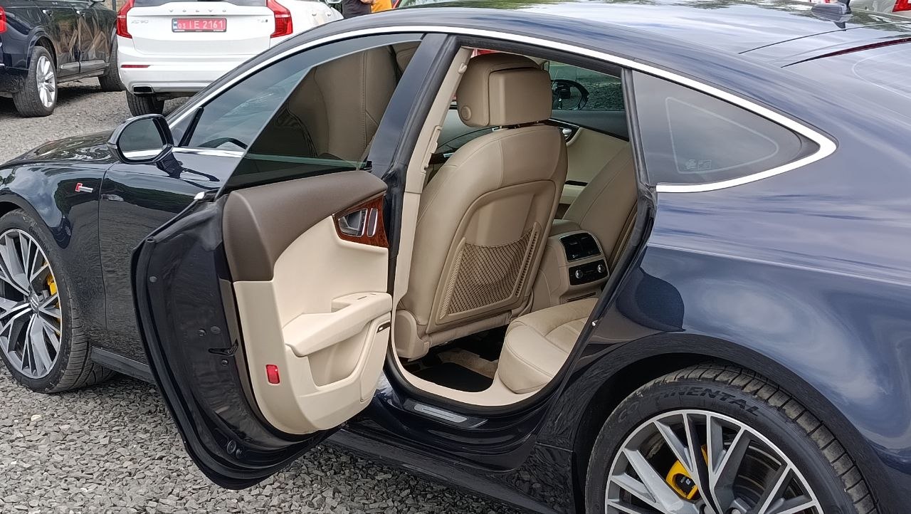AUDI A7 PRESTIGE 2016