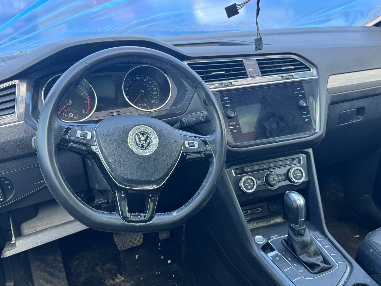 VOLKSWAGEN TIGUAN SE 2017