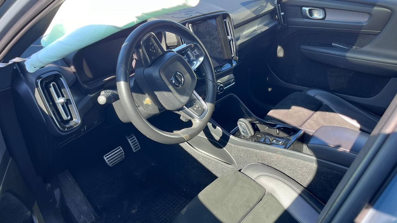VOLVO XC40 T5 R-DESIGN 2019