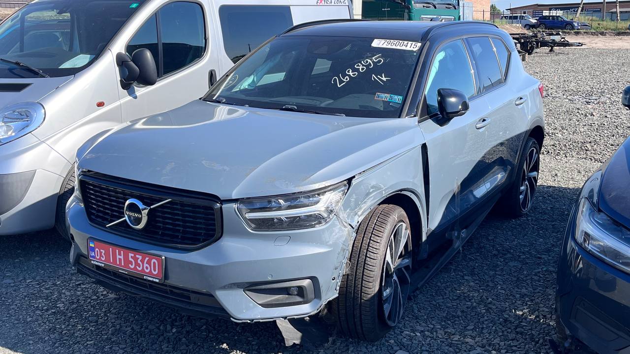 VOLVO XC40 T5 R-DESIGN 2019