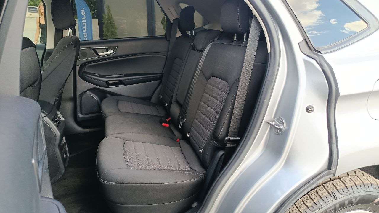FORD EDGE SE 2021